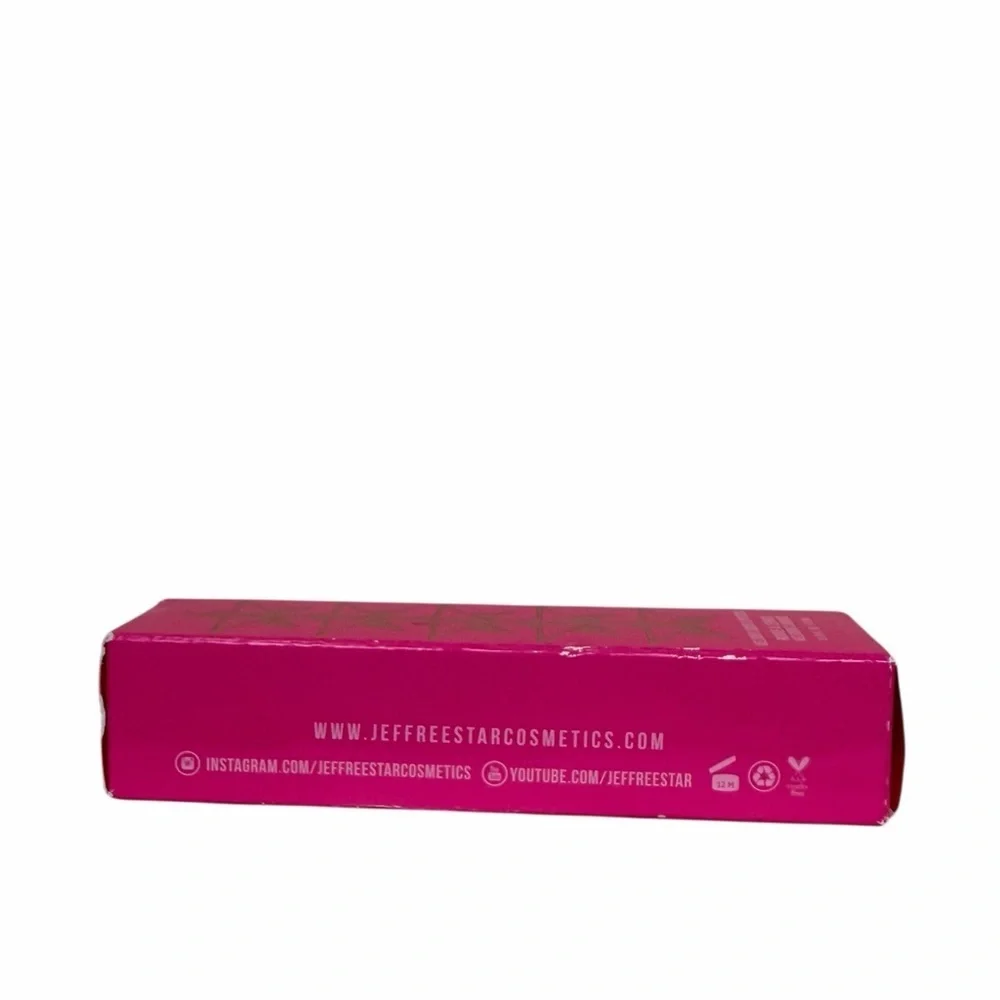 No Tea, No Shade” Lipstick – Bold Pink